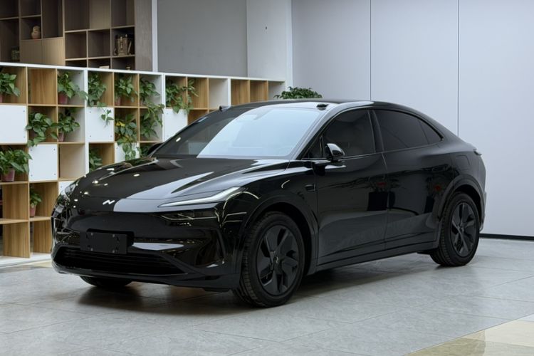 Used ONVO L60 2024 60 kWh Rear-Drive Version