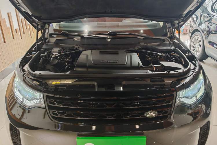 Used Land Rover Discovery 2018 2.0T Special Edition
