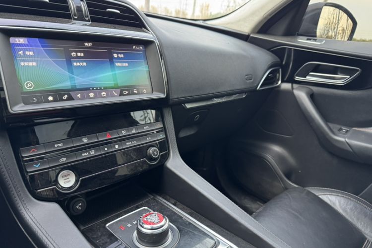 Used Jaguar F-PACE 2019 2.0T Four-Wheel Drive Urban Luxury Edition
