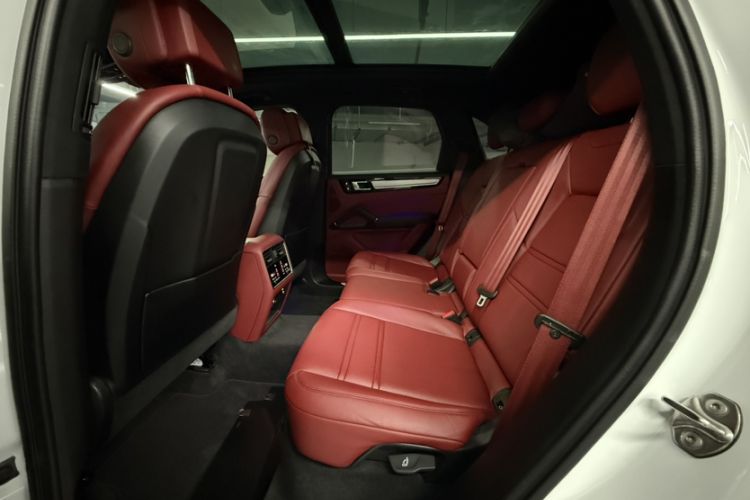 Used Porsche Cayenne 2023 Cayenne 3.0T Platinum Edition