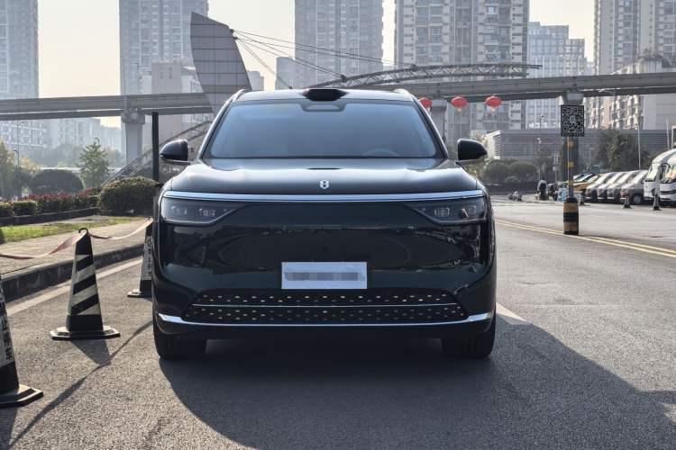 Used Hima AITO M8 2025 Extended-Range Max+ Version 53.4 kWh 6-Seater Edition