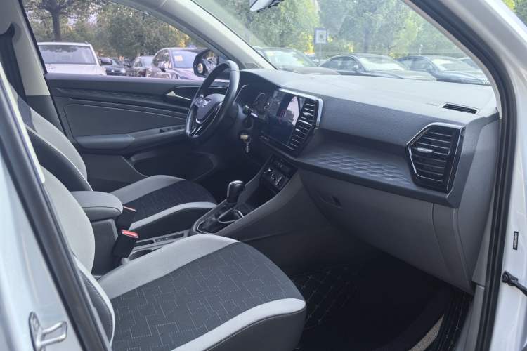 Used Jetta VS7 2020 1.4T Automatic Entry-Level Trim
