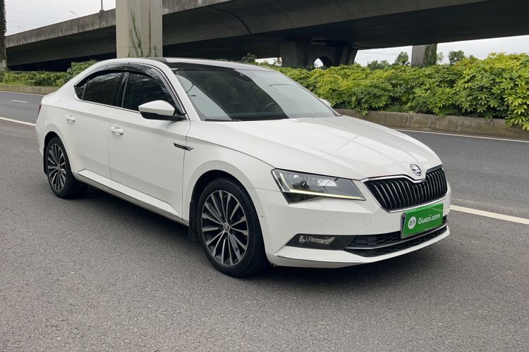 Used Skoda Superb 2016 TSI380 DSG Prestige Edition

