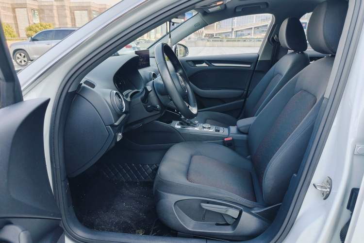 Used Audi A3 2020 Restyled Sportback 35 TFSI Entry-Level China VI Emission Standard
