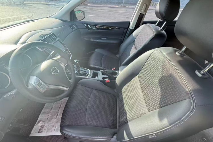 Used Nissan Tiida 2019 1.6L CVT Smart Drive Version China VI Standard