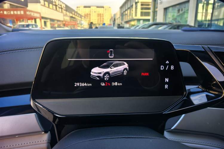 Used Volkswagen ID.6 CROZZ 2022 Long-Range PRO Edition
