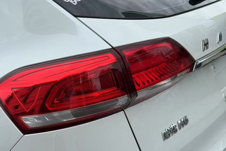 Used Haval H6 2018 Blue Label 2.0T Automatic Luxury Model
