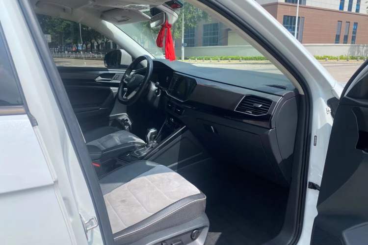 Used Volkswagen Tayron X 2020 330TSI Two-Wheel Drive Luxury Smart Connectivity Version
