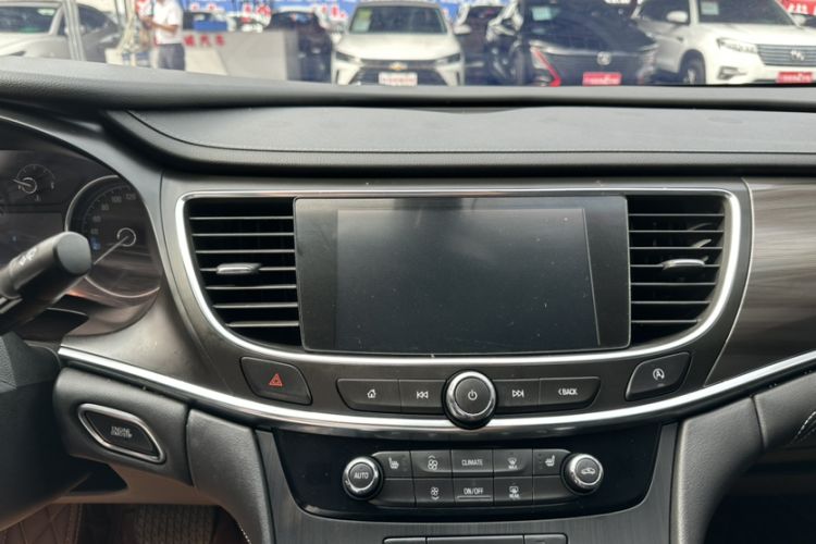 Used Buick LaCrosse 2022 652T Luxury Version
