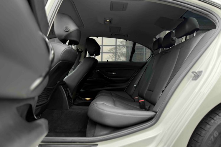 Used BMW 3 Series 2016 316Li Fashion Model
