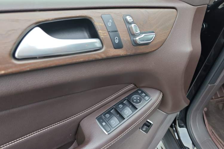 Used Mercedes-Benz GLE 2017 GLE 400 4MATIC
