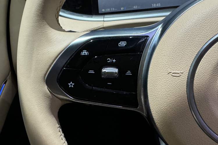 Used VOYAH FREE 2024 Ultra-Long Range Intelligent Driving Version