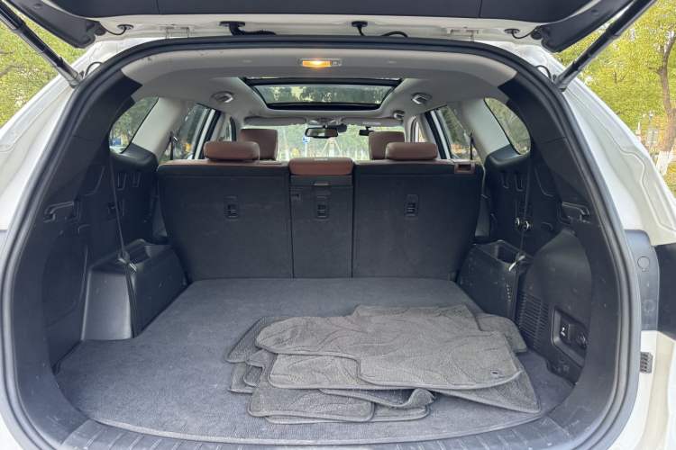 Used Hyundai Grand SantaFe 2013 3.0L 7-Seater 4x4 Flagship Edition