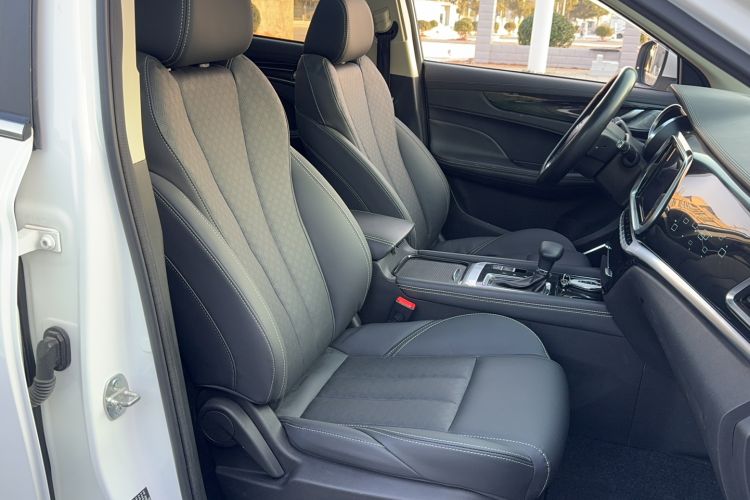 Used JETOUR X90 2019 1.6T DCT Luxury Touring Edition 5 Seats China VI Standard
