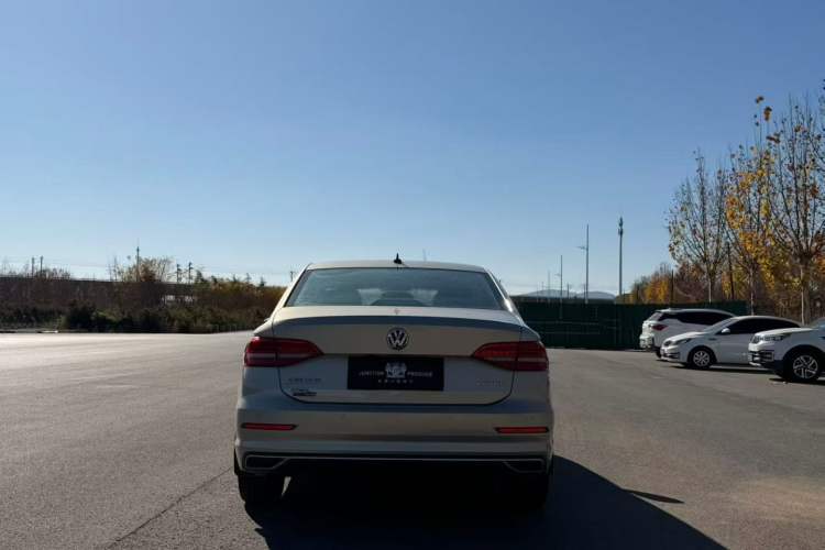 Used Volkswagen Lavida 2019 1.5L Automatic Comfort Edition China VI Standard
