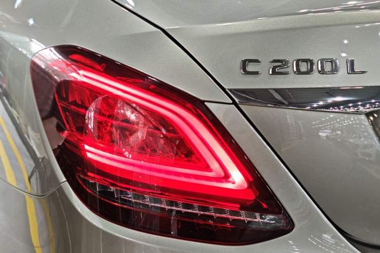 Used Mercedes-Benz C-Class 2021 C 200 L Fashion Model
