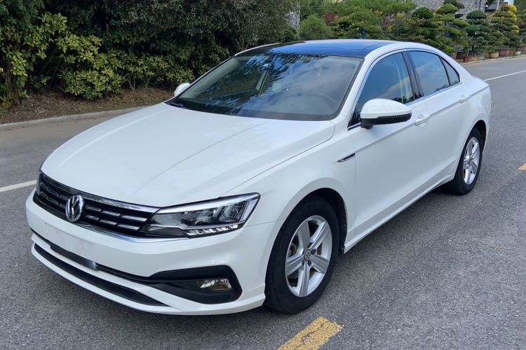 Used Volkswagen Lamando 2019 230TSI DSG Fashion Edition China VI
