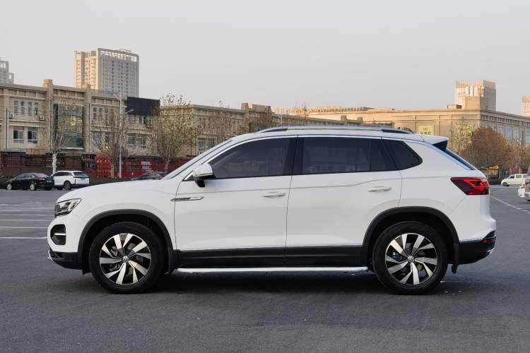 Used Volkswagen Tayron 2020 330TSI Two-Wheel Drive Luxury Smart Connectivity Version
