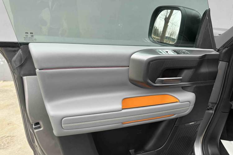 Used  BJ40 Electric Drive 2025 Advanced Edition
