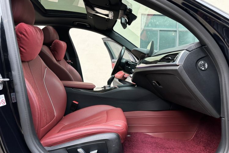 Used BMW 5 Series 2021 Facelifted 525Li M Sport Package
