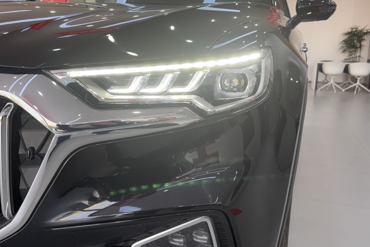 Used Hongqi HS5 2022 Revised Version 2.0T Smart Connect Flagship Edition
