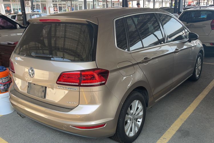 Used Volkswagen Golf Sportsvan 2016 230TSI Automatic Trend Edition
