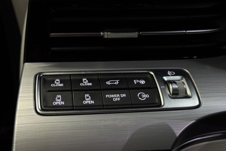 Used Roewe iMAX8 2021 400TGI Supreme Series Ultimate Edition