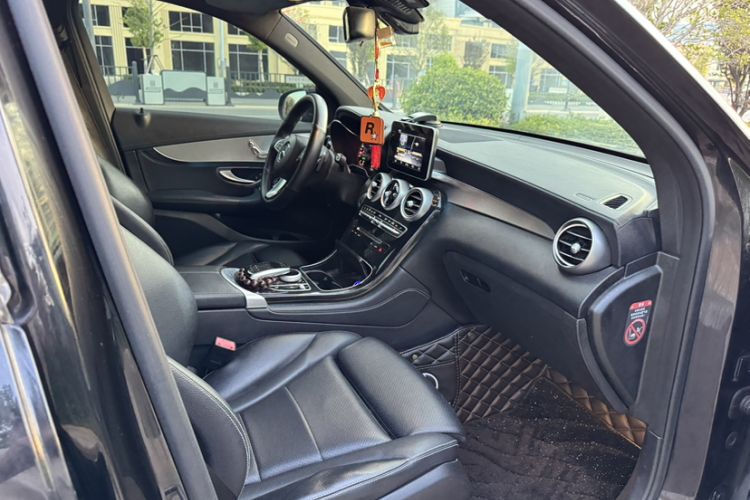 Used Mercedes-Benz GLC 2017 GLC 200 4MATIC
