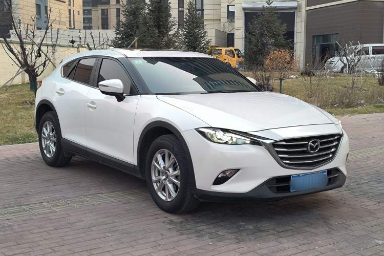 Used Mazda CX-4 2016 2.0L Automatic 2WD Blue Sky Dynamic Edition
