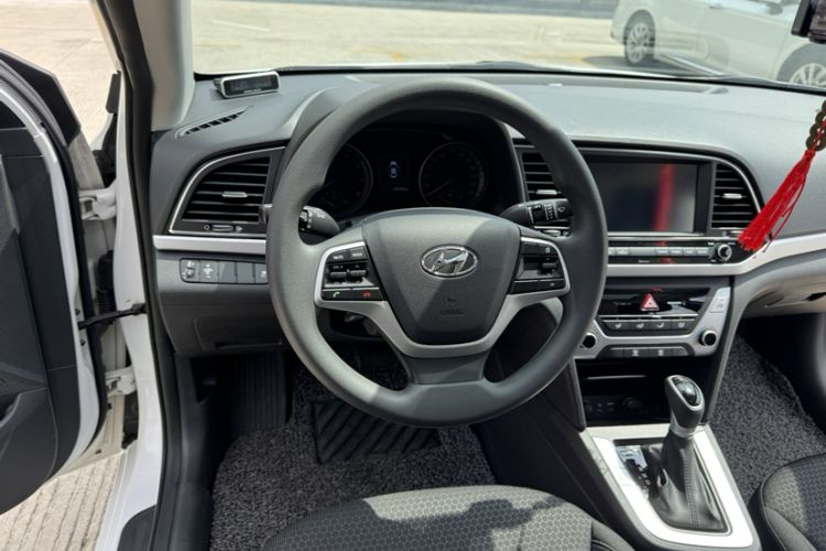 Used Hyundai Elantra (6th Generation / Lingdong) 2016 1.6L Automatic ZhiXuan – Elite Version
