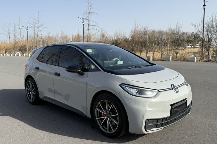 Used Volkswagen ID.3 2025 Smart Edition Ultra-Intelligent Oxygen Version