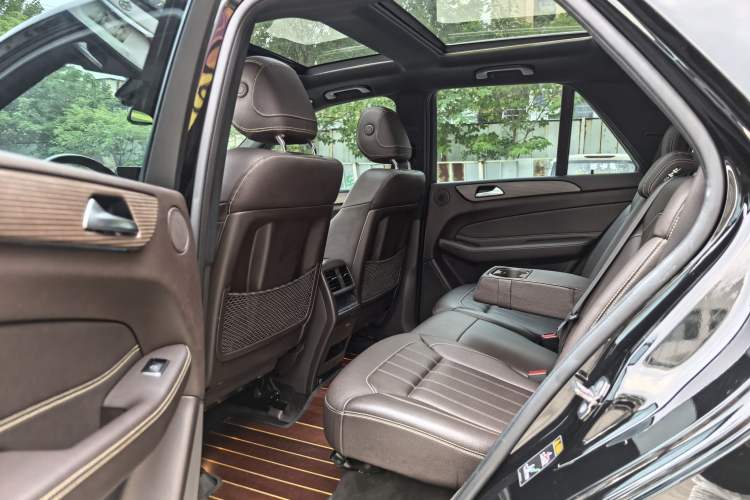 Used Mercedes-Benz GLE 2019 GLE 320 4MATIC Luxury Collection Edition
