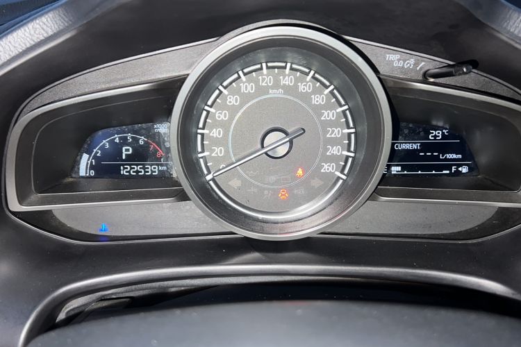 Used Mazda Mazda 3 Axela 2017 Sedan 1.5L Automatic Luxury Model Emission Standard China V
