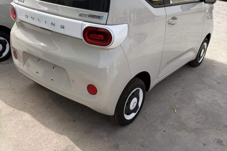 Used Wuling Hongguang MINIEV 2024 3rd Generation 215km Youth Edition
