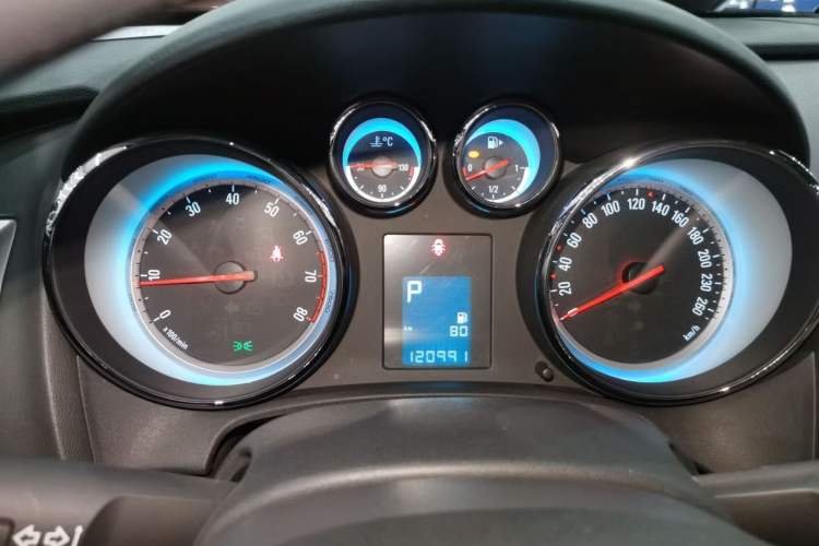 Used Buick GT 2013 GT 1.6T Automatic Fashion Sport Edition