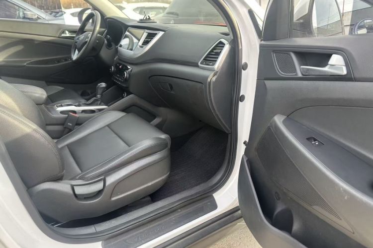 Used Hyundai Tucson 2015 1.6T Dual-Clutch Two-Wheel-Drive Smart Model