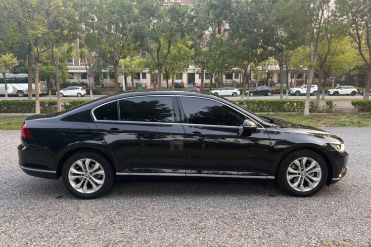 Used Volkswagen Magotan 2019 330TSI DSG Luxury Model China V Standard
