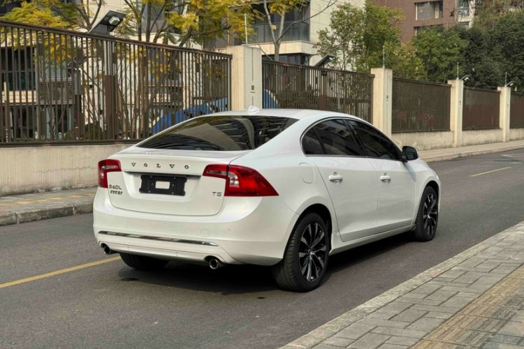 Used Volvo S60 2019 S60L Facelift T5 Intelligent Advanced Edition
