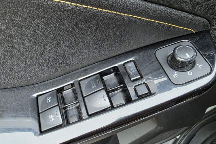 Used BAIC Beijing X3 2019 1.5T CVT Glory Edition
