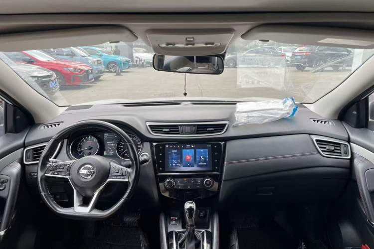 Used Nissan Qashqai 2021 2.0L CVT Luxury Edition
