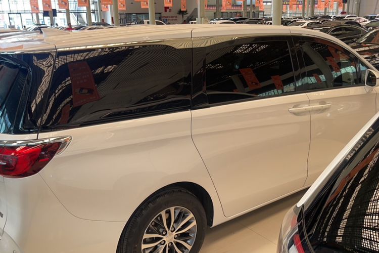 Used Buick GL8 2022 ES Landtrek 653T Comfort Edition
