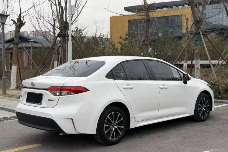 Used Toyota Levin 2023 TNGA 1.5L CVT Leading Edition
