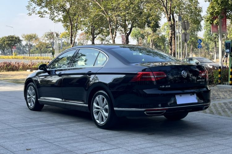 Used Volkswagen Magotan 2018 330TSI DSG Luxury Model
