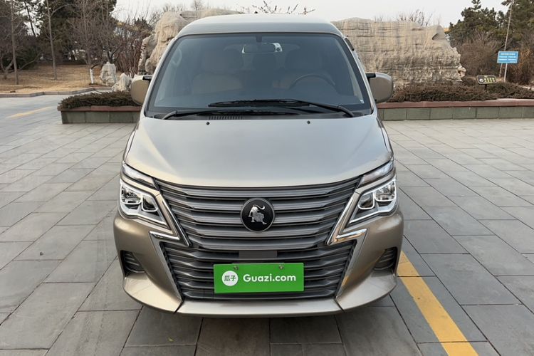 Used FORTHING Lingzhi 2023 M5 1.6L Practical Model 5 Seats