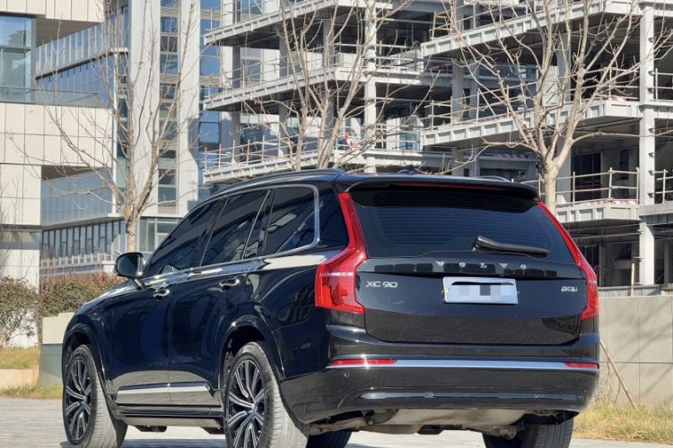 Used Volvo XC90 2023 B5 SmartDrive Luxury Edition 5 Seats
