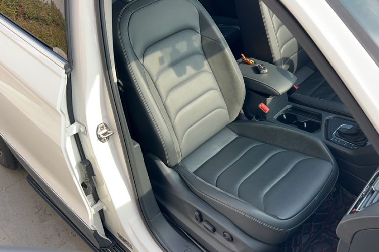 Used Volkswagen Tiguan L 2018 Facelift 330TSI Automatic Two-Wheel Drive Luxury Edition
