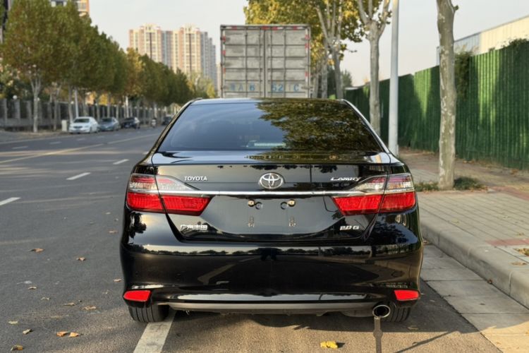 Used Toyota Camry 2015 2.0G Premier Edition
