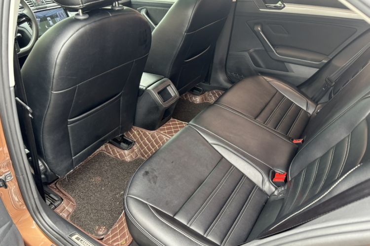 Used Volkswagen Lamando 2017 230TSI DSG Fashion Edition
