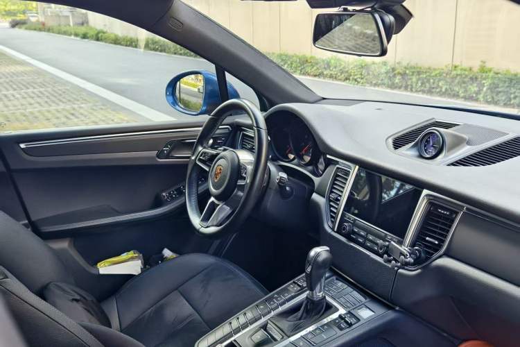 Used Porsche Macan 2017 Macan 2.0T
