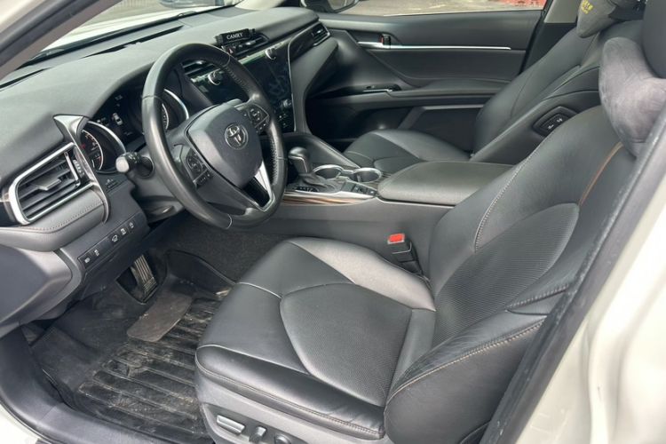 Used Toyota Camry 2019 2.0G Luxury Edition China VI Standard